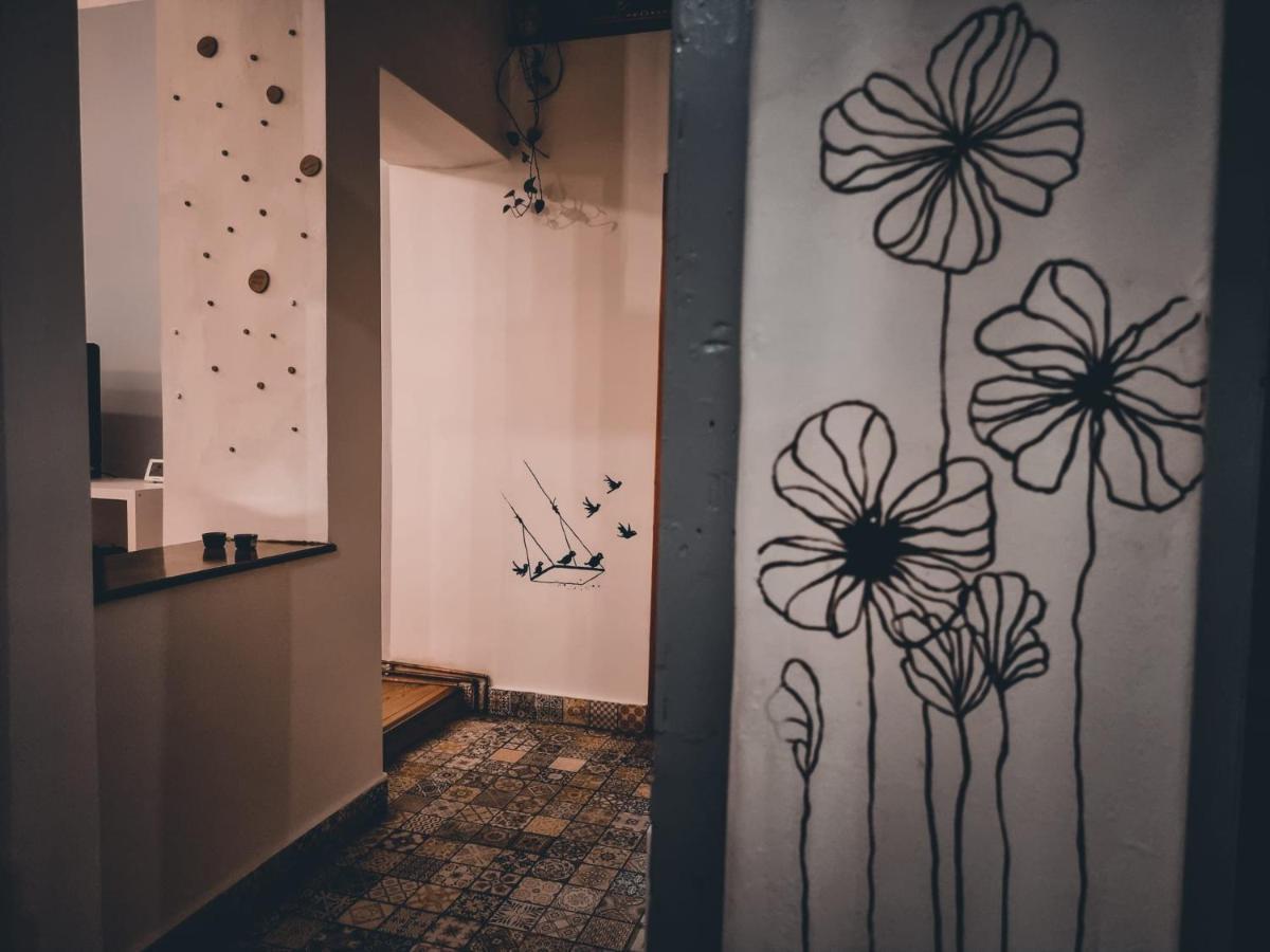Home Central Apartment Brasov Ngoại thất bức ảnh