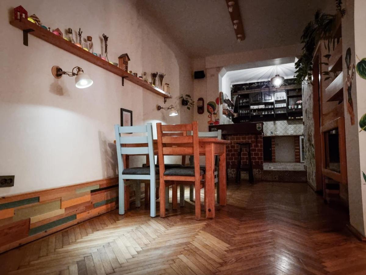 Home Central Apartment Brasov Ngoại thất bức ảnh